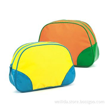 Cosmetic Bags in PU Leather Material, Customized Designs Welcomed